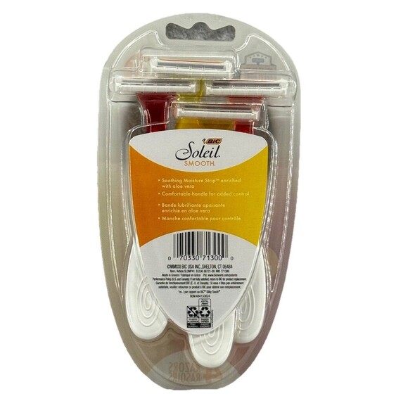 BIC Soleil Smooth Womens Disposable Razors Moisture strip 3 Blade 4 Razor‎ Pack - Picture 2 of 2